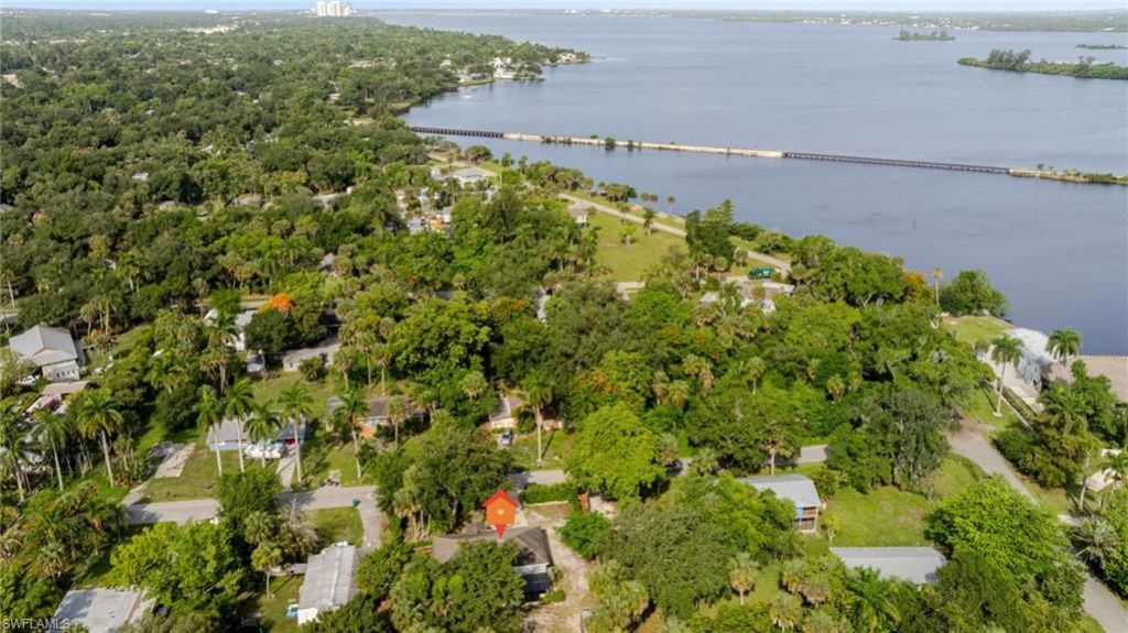 211 Palmacea Rd, Fort Myers, FL 33905 Photo