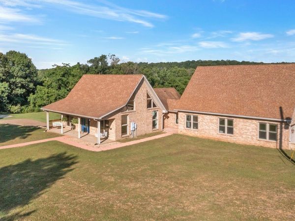 5005 Gracey Sinking Fork Rd, Gracey, KY 42232