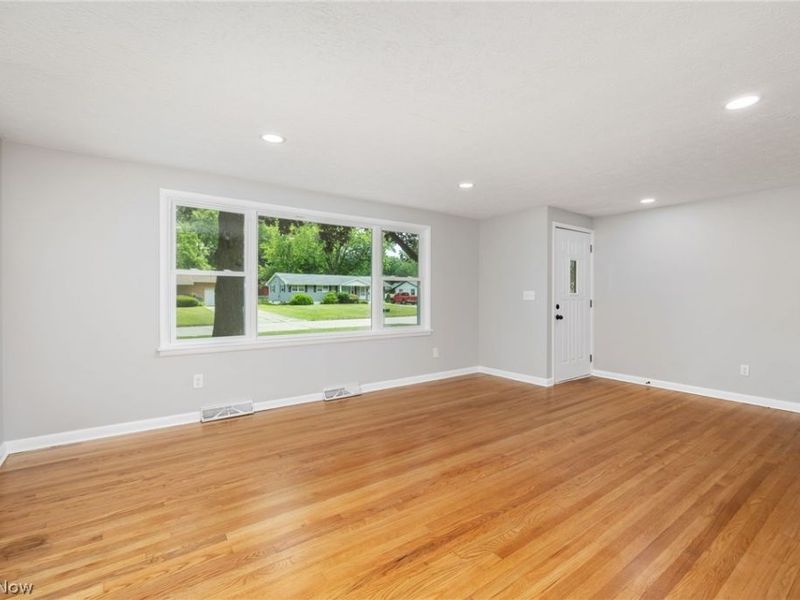 478 Bicksler Drive, Wadsworth, OH 44281 Photo 8