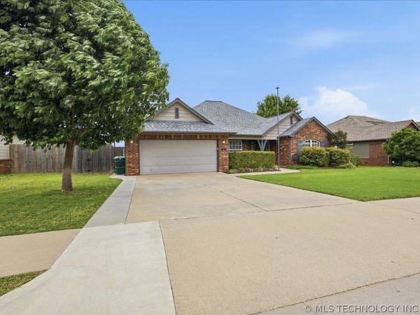 5212 Barr Drive , Sand Springs, OK 74063