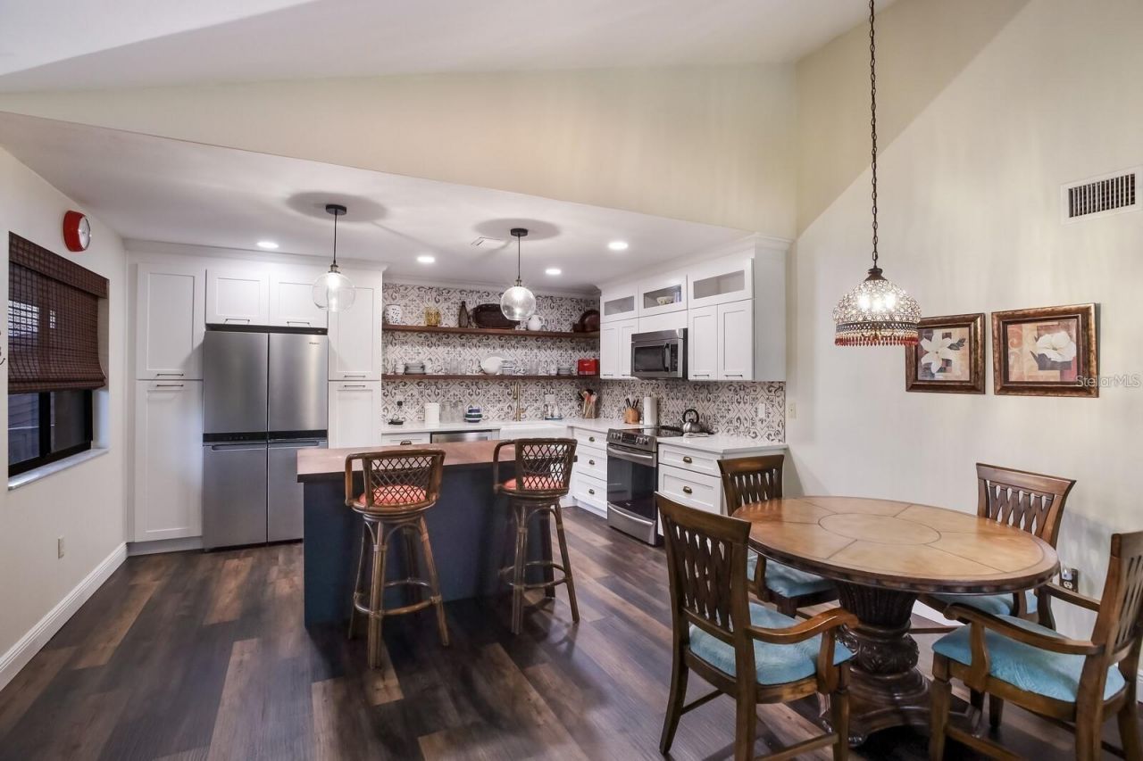 5400 34th Street W, Unit 15H, Bradenton, FL 34210 Photo