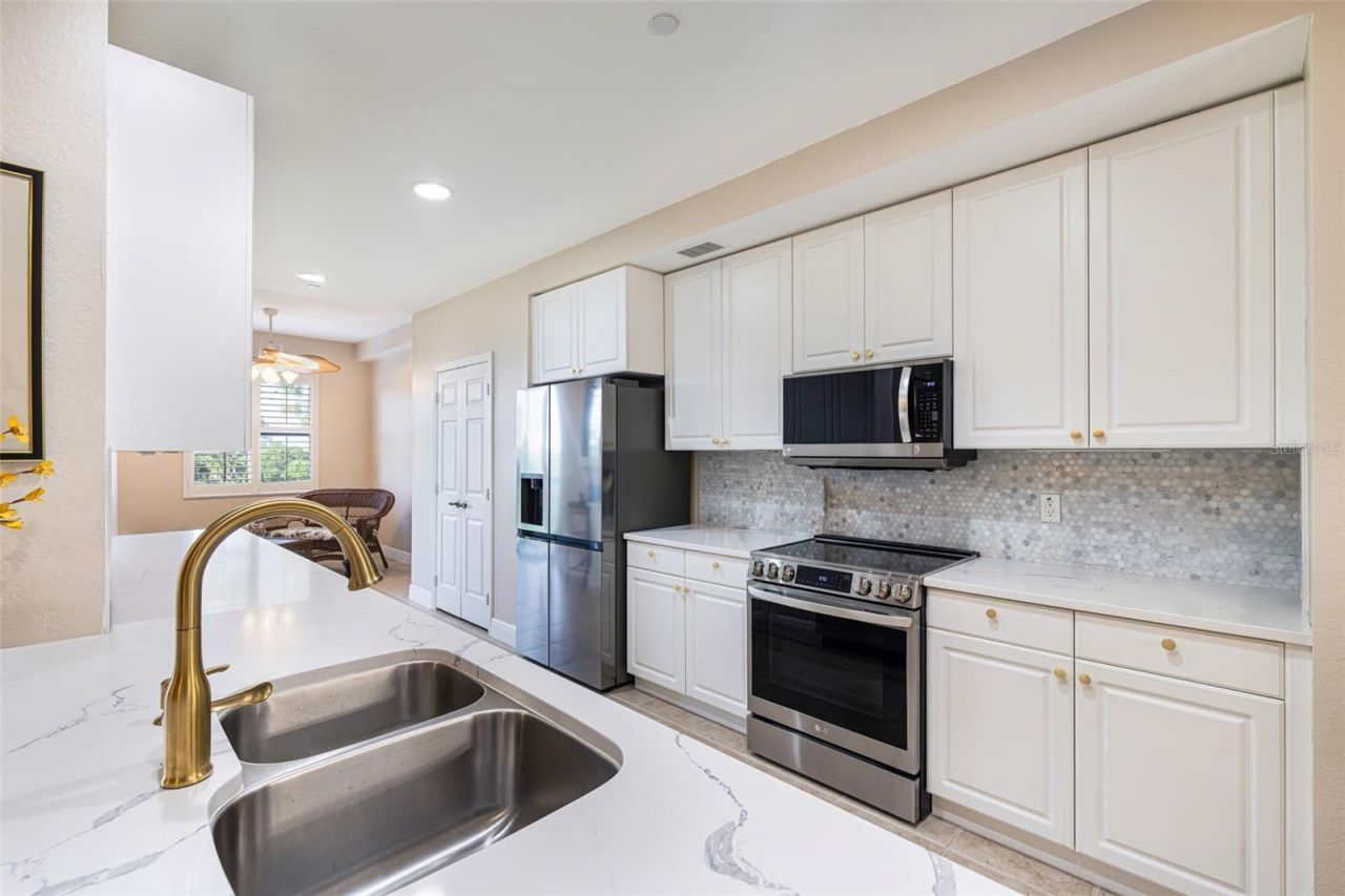 24367 Baltic Avenue, Unit 202, Punta Gorda, FL 33955 Photo