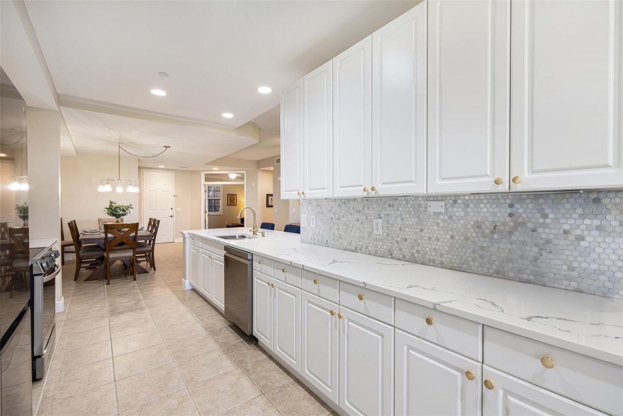 24367 Baltic Avenue, Unit 202, Punta Gorda, FL 33955 Photo