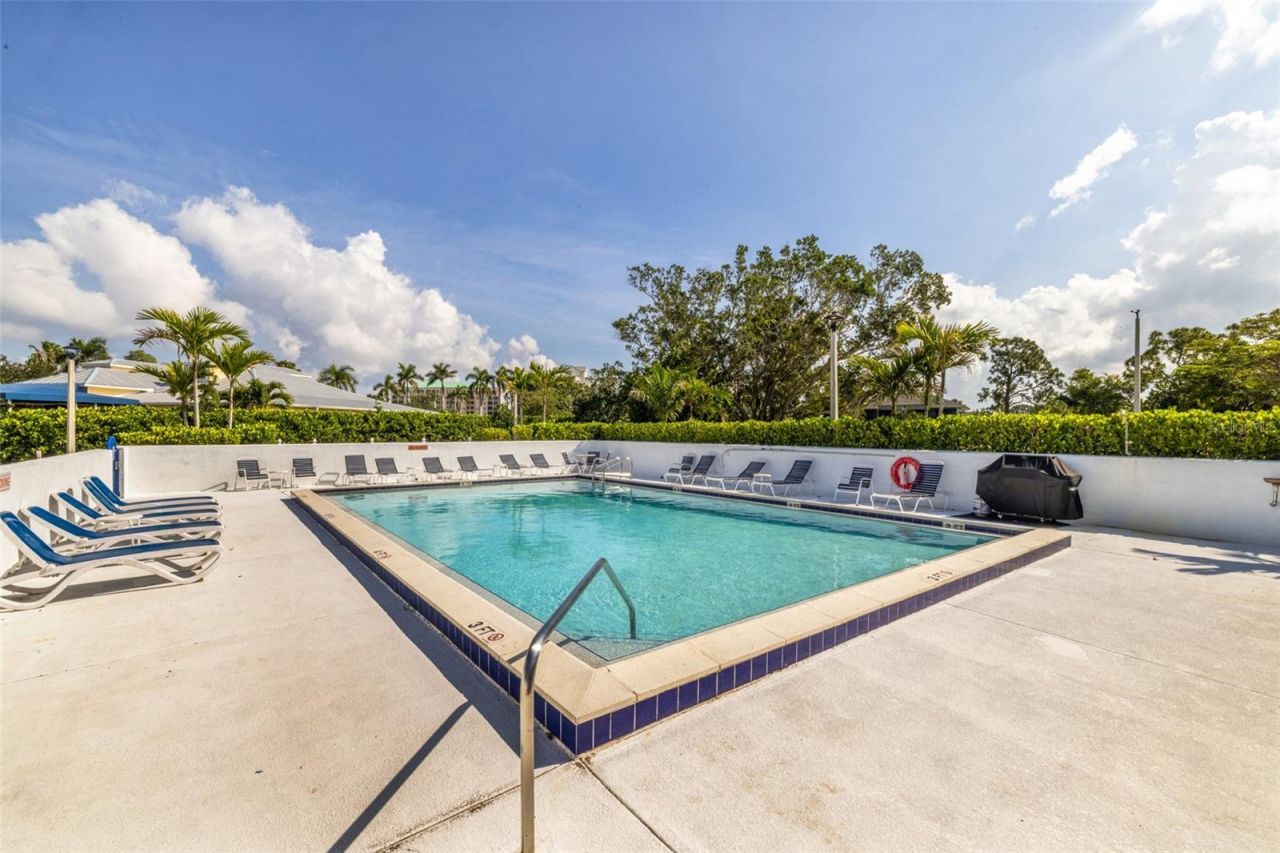 24367 Baltic Avenue, Unit 202, Punta Gorda, FL 33955 Photo