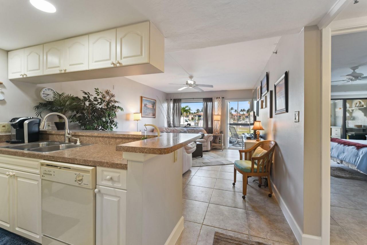 3170 Matecumbe Key Road , Unit 112, Punta Gorda, FL 33955 Photo
