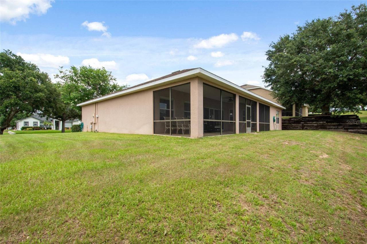 9651 Spring Lake Drive , Clermont, FL 34711 Photo