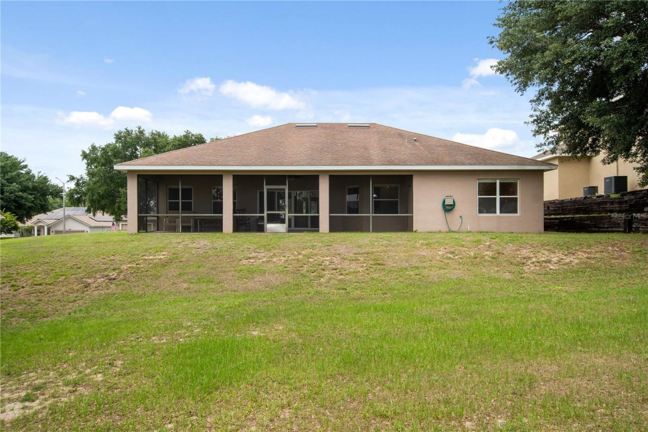 9651 Spring Lake Drive , Clermont, FL 34711 Photo