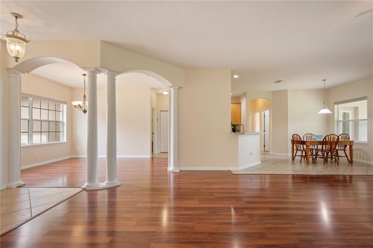 9651 Spring Lake Drive , Clermont, FL 34711 Photo