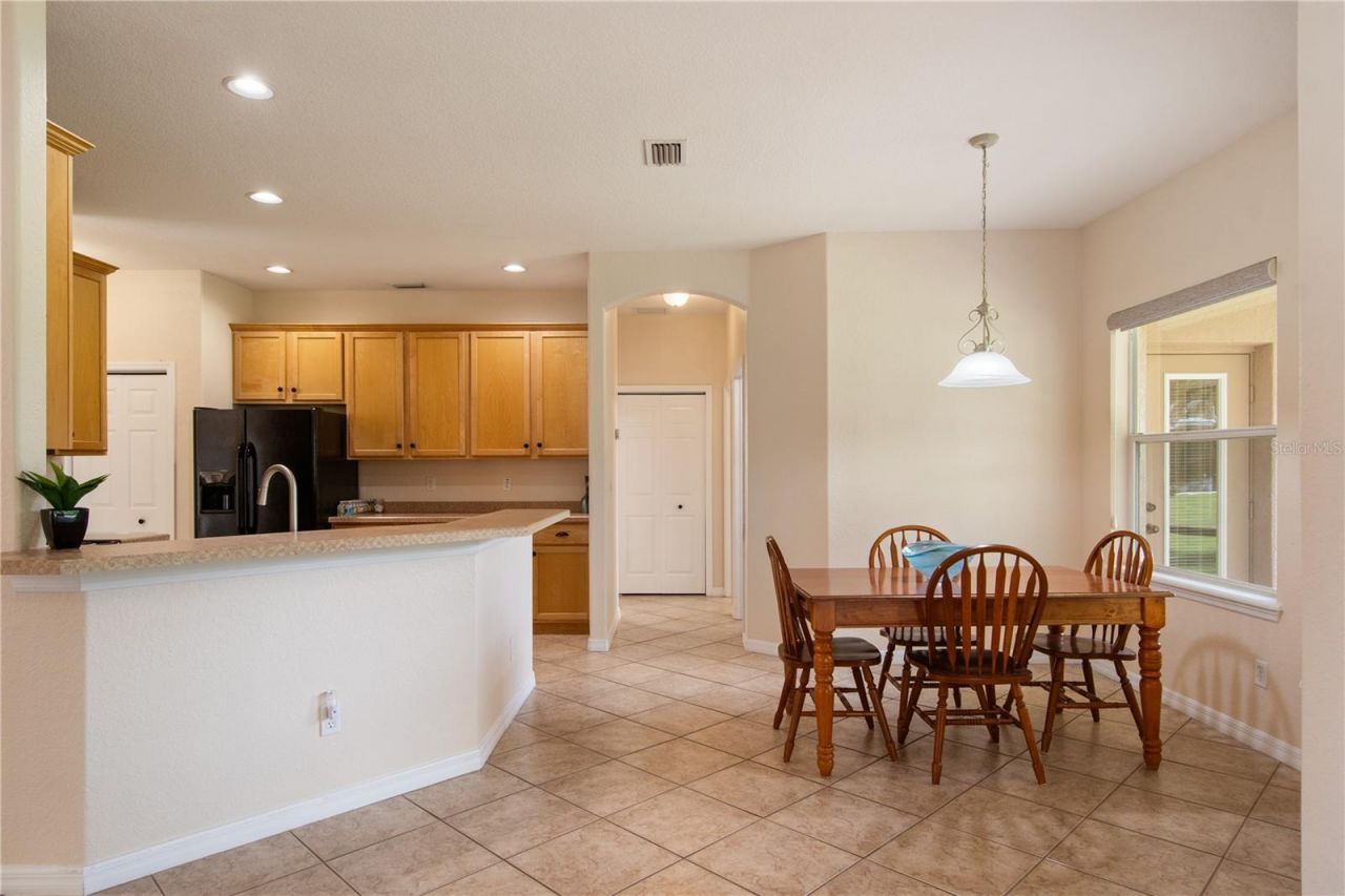 9651 Spring Lake Drive , Clermont, FL 34711 Photo