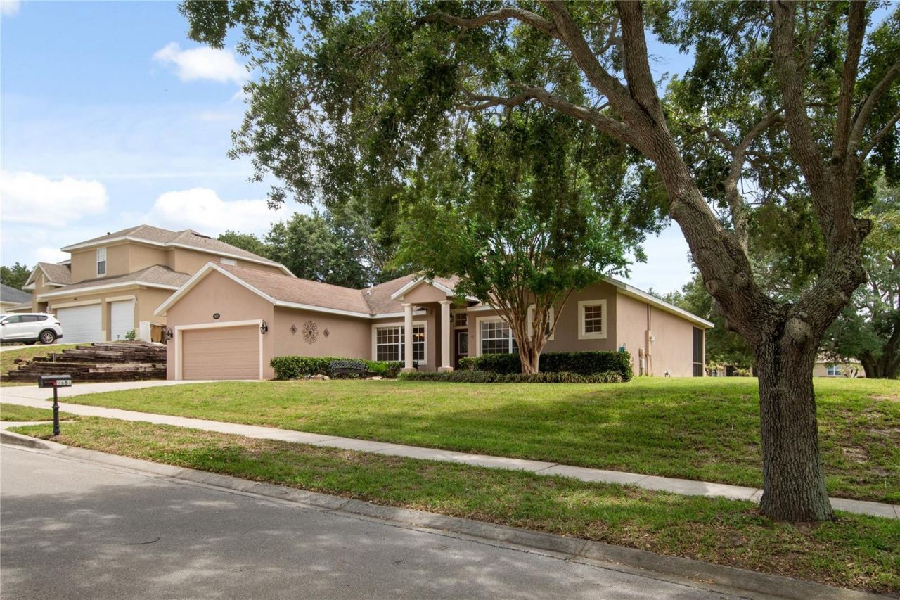 9651 Spring Lake Drive , Clermont, FL 34711 Photo