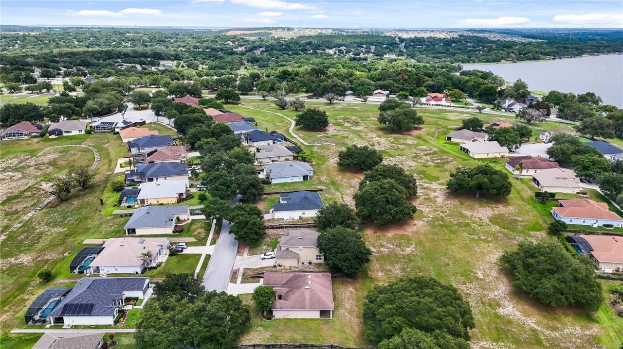 9651 Spring Lake Drive , Clermont, FL 34711 Photo