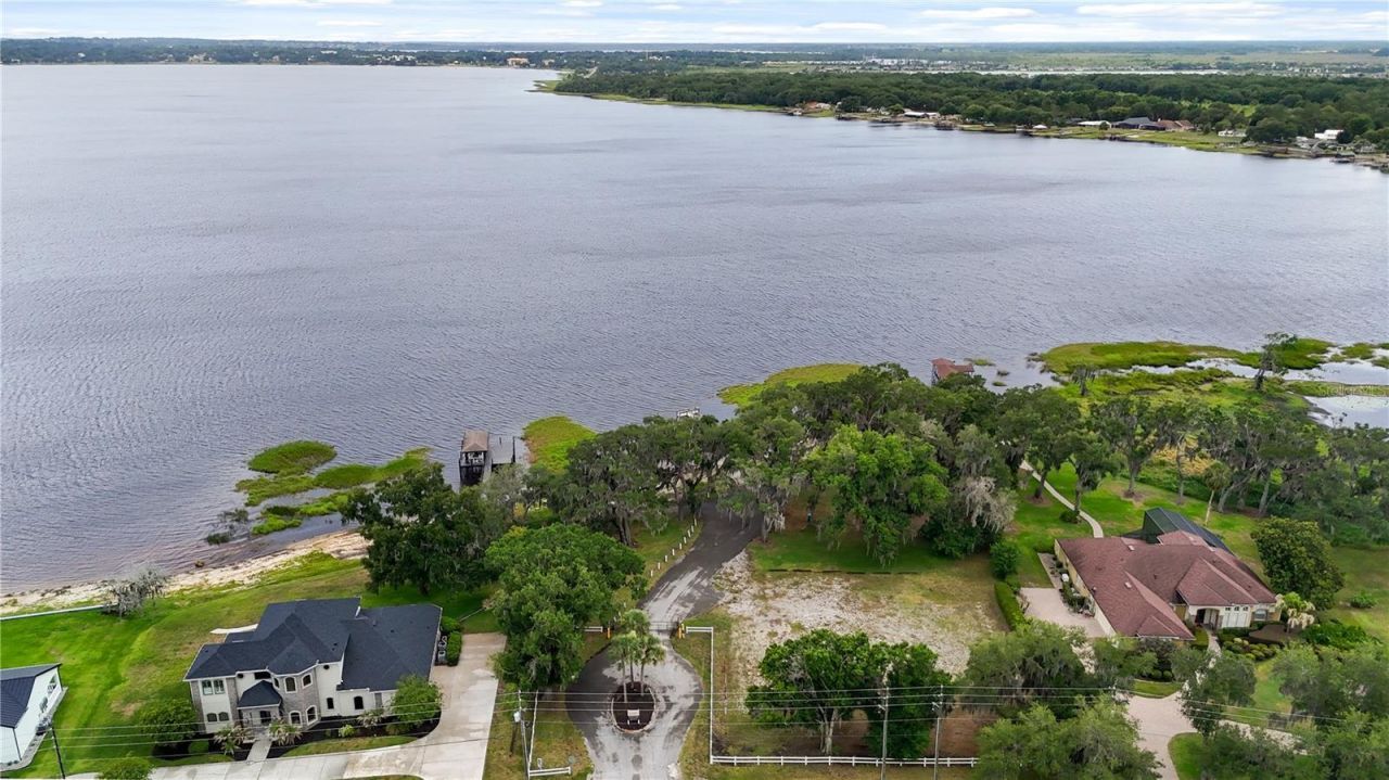 9651 Spring Lake Drive , Clermont, FL 34711 Photo