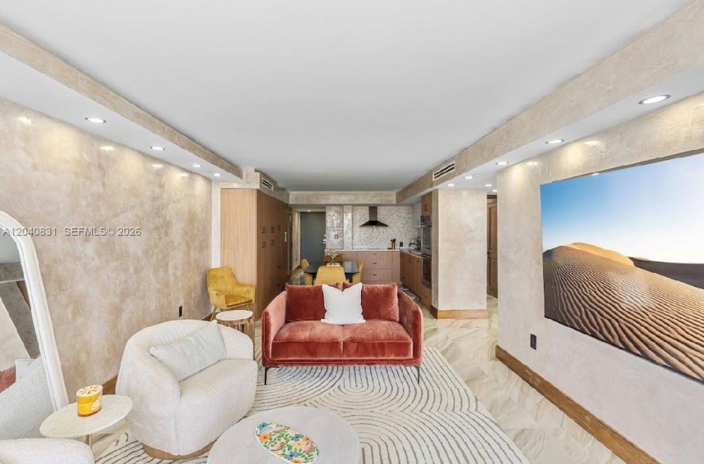 2457 Collins Ave , Unit 1603, Miami Beach, FL 33140 Photo