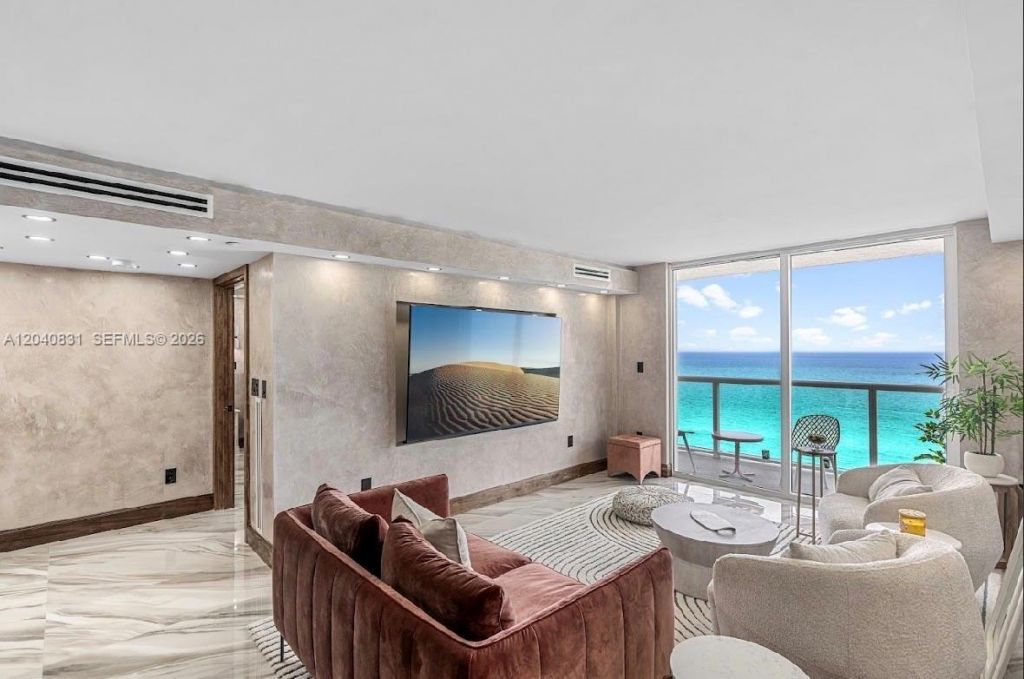 2457 Collins Ave , Unit 1603, Miami Beach, FL 33140 Photo