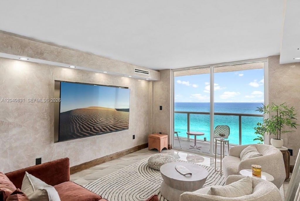 2457 Collins Ave , Unit 1603, Miami Beach, FL 33140 Photo