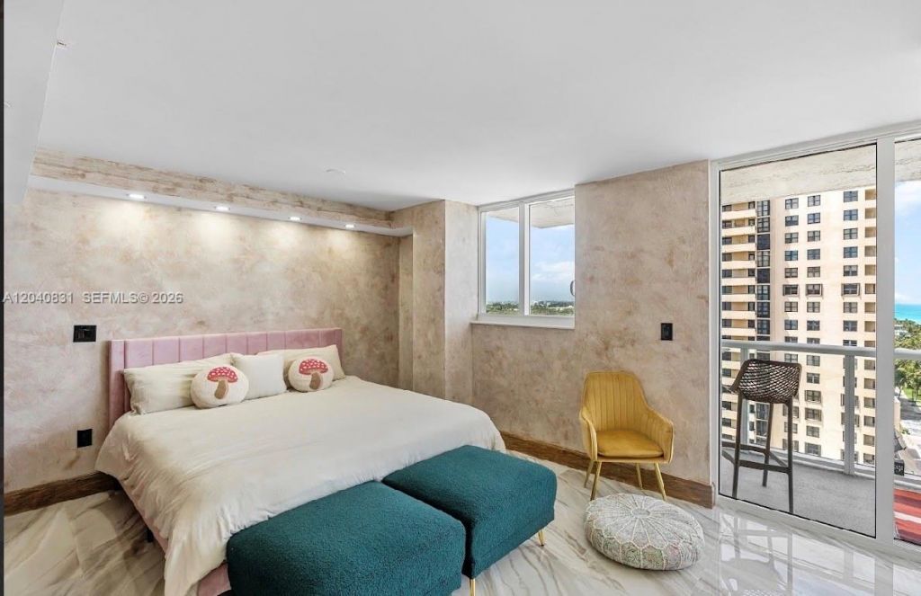 2457 Collins Ave , Unit 1603, Miami Beach, FL 33140 Photo