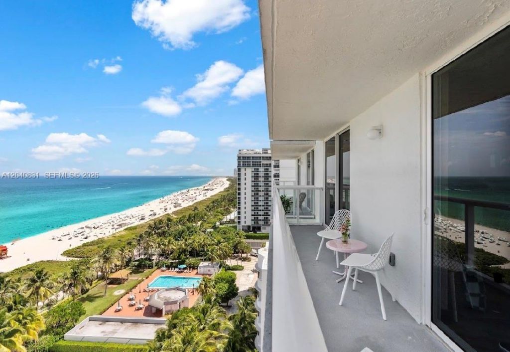 2457 Collins Ave , Unit 1603, Miami Beach, FL 33140 Photo