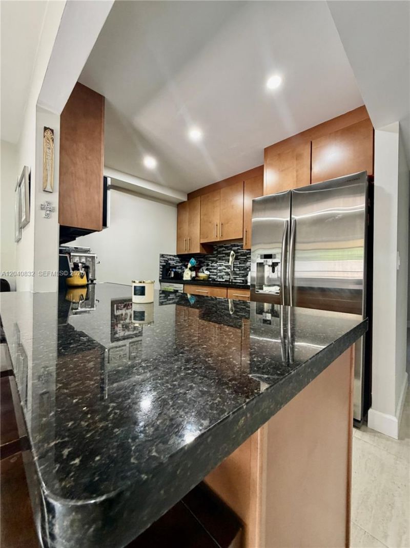 6667 Miller Dr, Unit 15, South Miami, FL 33155 Photo
