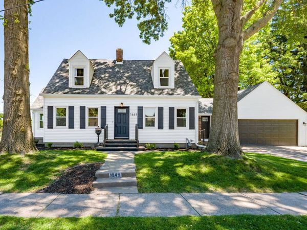 1649 Marlo Avenue , Davenport, IA 52803