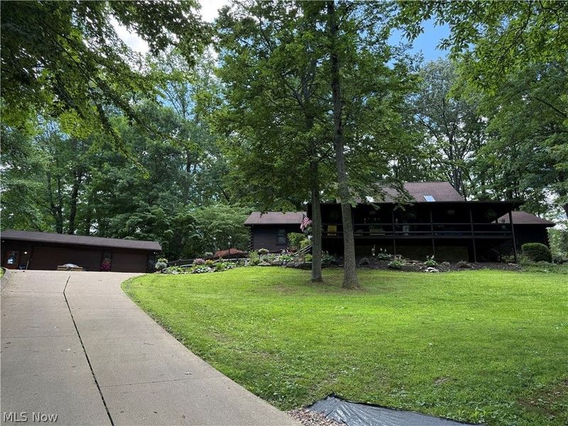 2653 Constance Drive, Millersburg, OH 44654 Photo 2