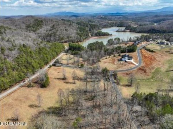 Springwater Run , Madisonville, TN 37354