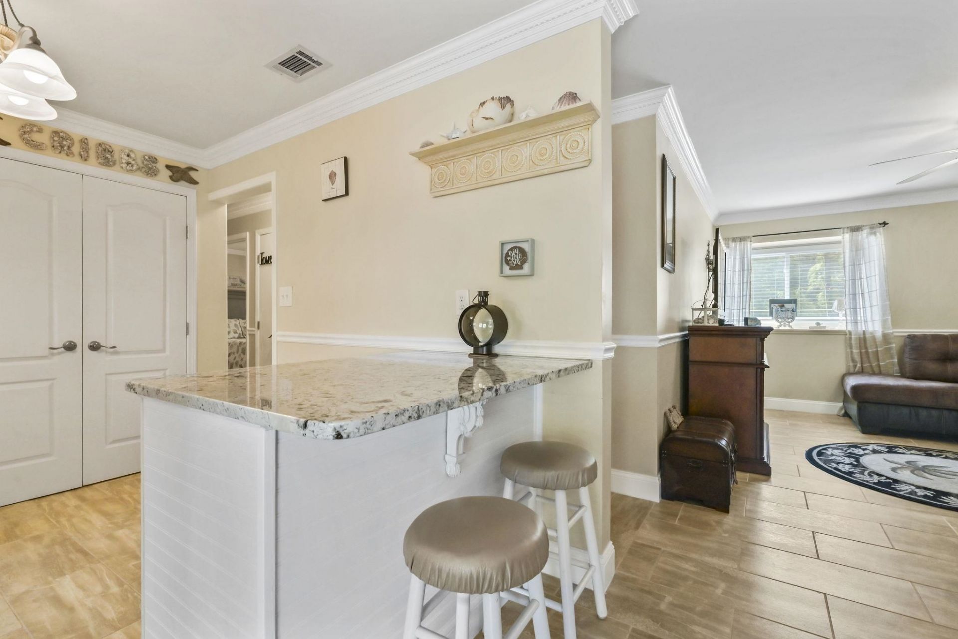 10301 N Kings Hwy. Photo 13