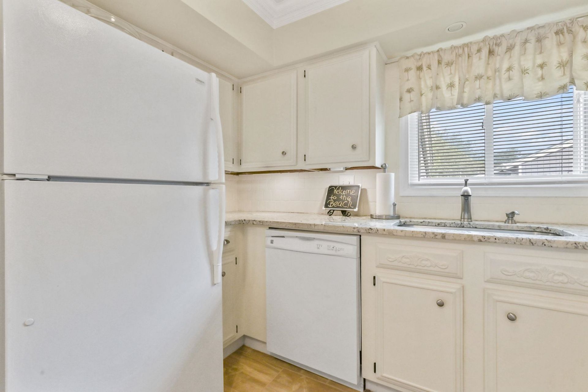 10301 N Kings Hwy. Photo 17
