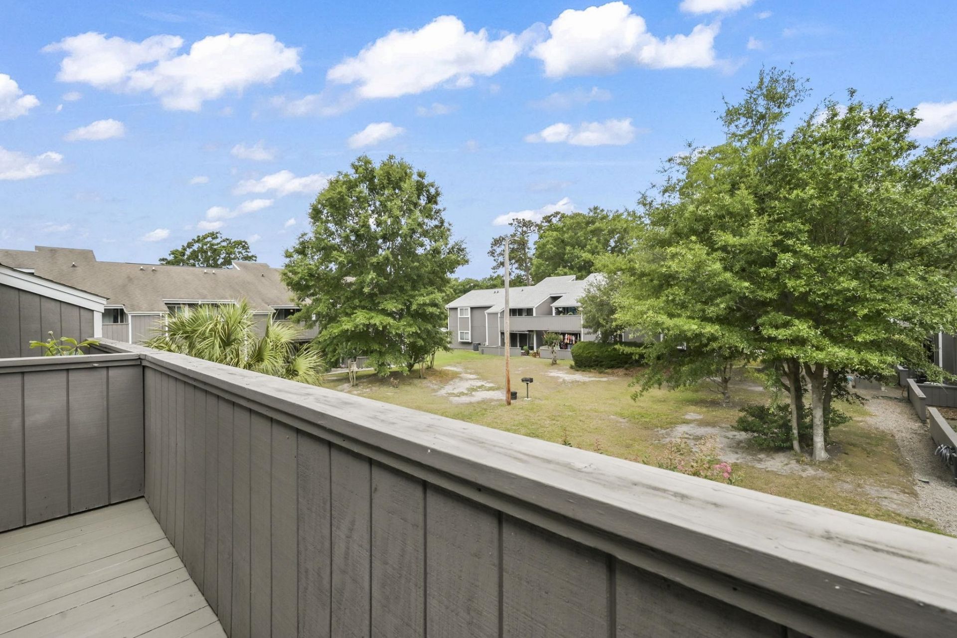 10301 N Kings Hwy. Photo 41