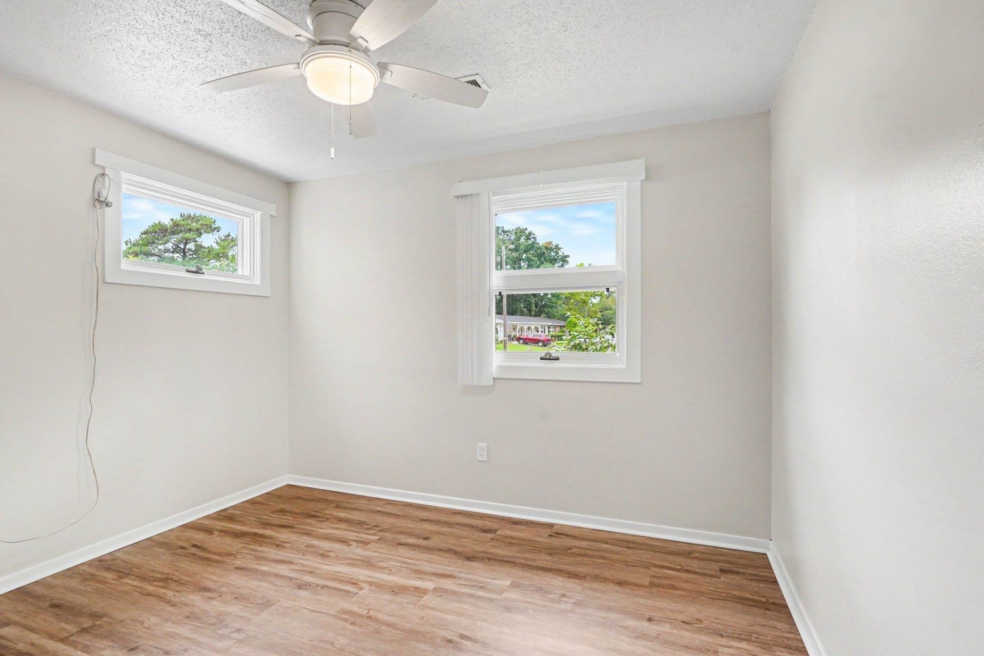658 Mallard Lake Dr.  Photo 18