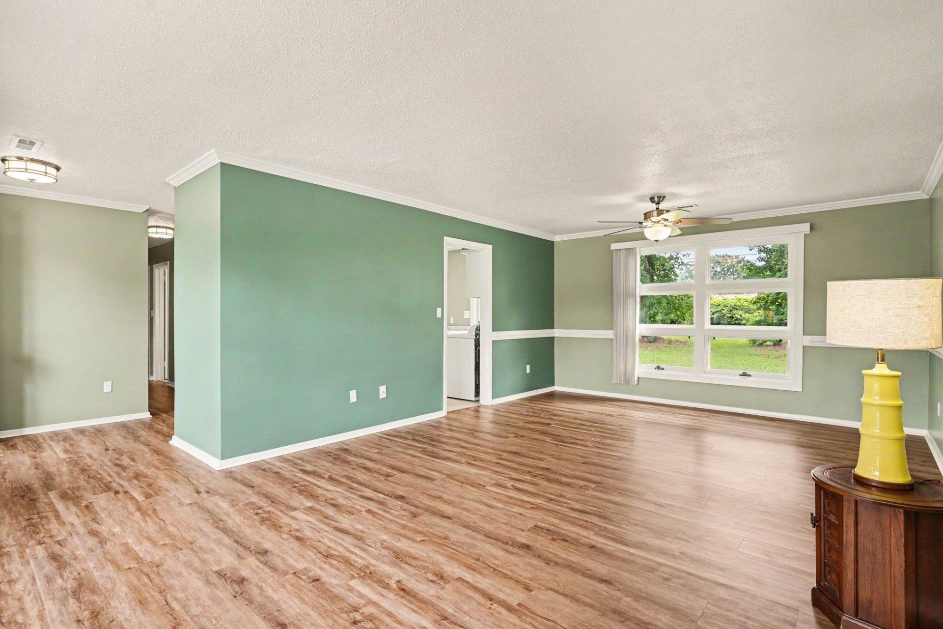 658 Mallard Lake Dr.  Photo 5