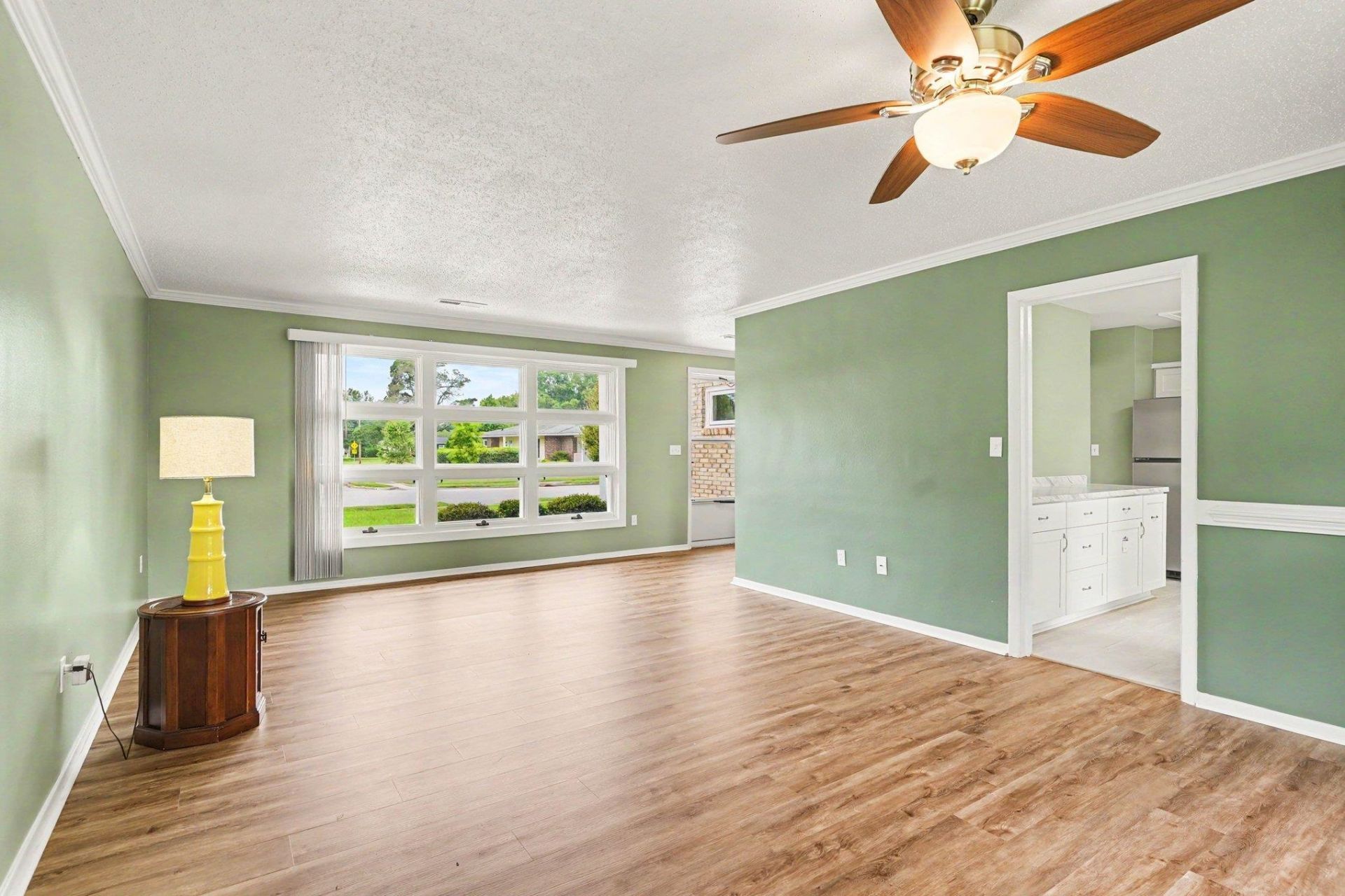 658 Mallard Lake Dr.  Photo 7