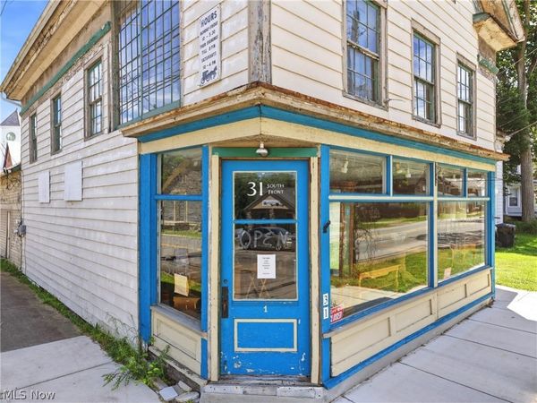 31 & 33 S Front Street , Burbank, OH 44214
