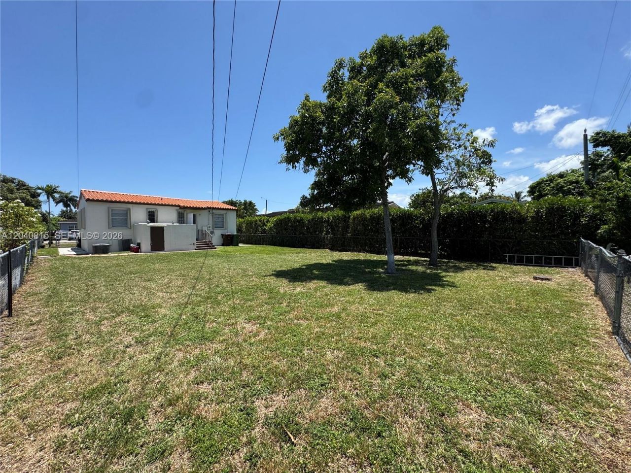 459 SE 3rd St , Hialeah, FL 33010 Photo