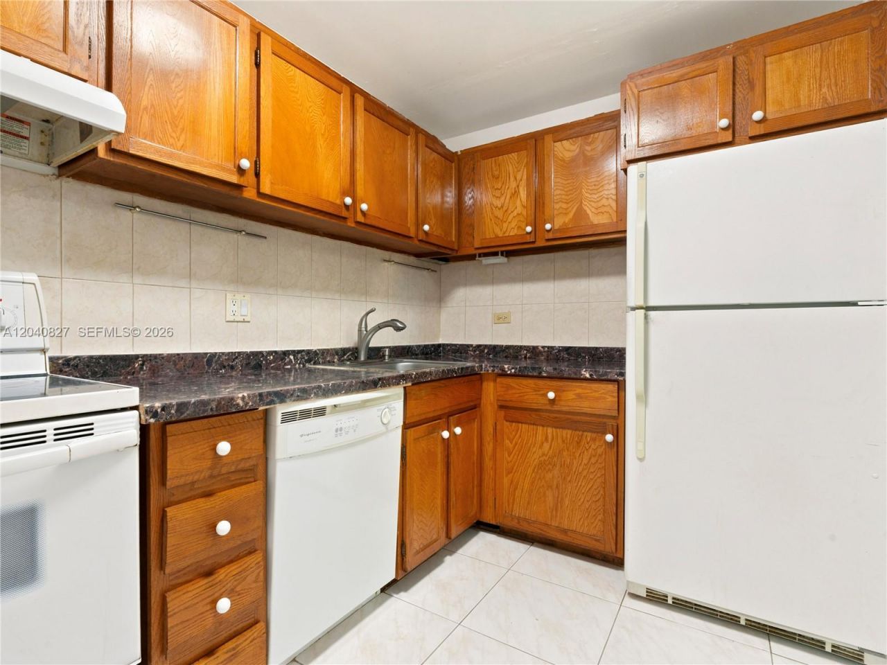 3740 Inverrary Dr , Unit 3N, Lauderhill, FL 33319 Photo
