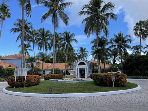 3153 Clint Moore Rd, Unit 106, Boca Raton, FL 33496