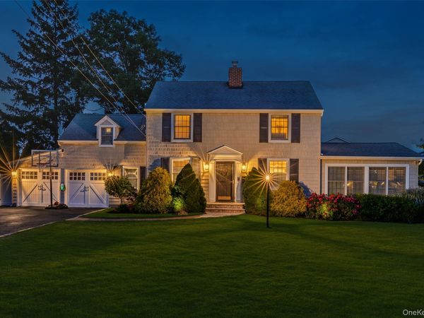 152 Bay Drive , Massapequa, NY 11758