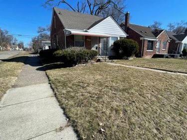 20314 Gilchrist Street, Detroit, MI 48235