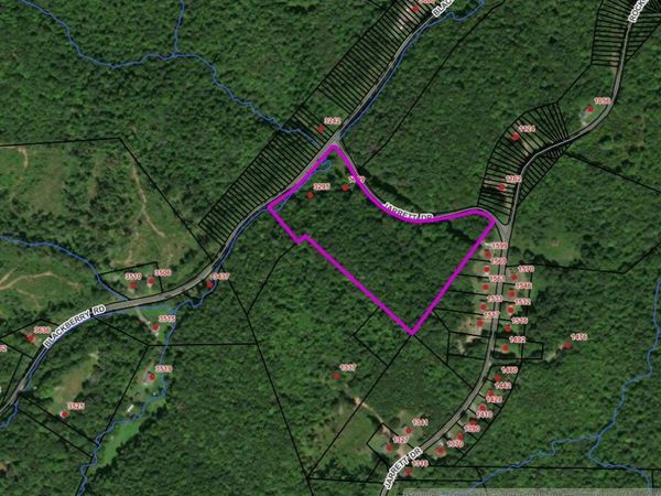 1799 Jarrett DR , Bassett, VA 24055