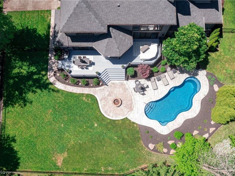 560 Club Drive, Aurora, OH 44202 Photo 4