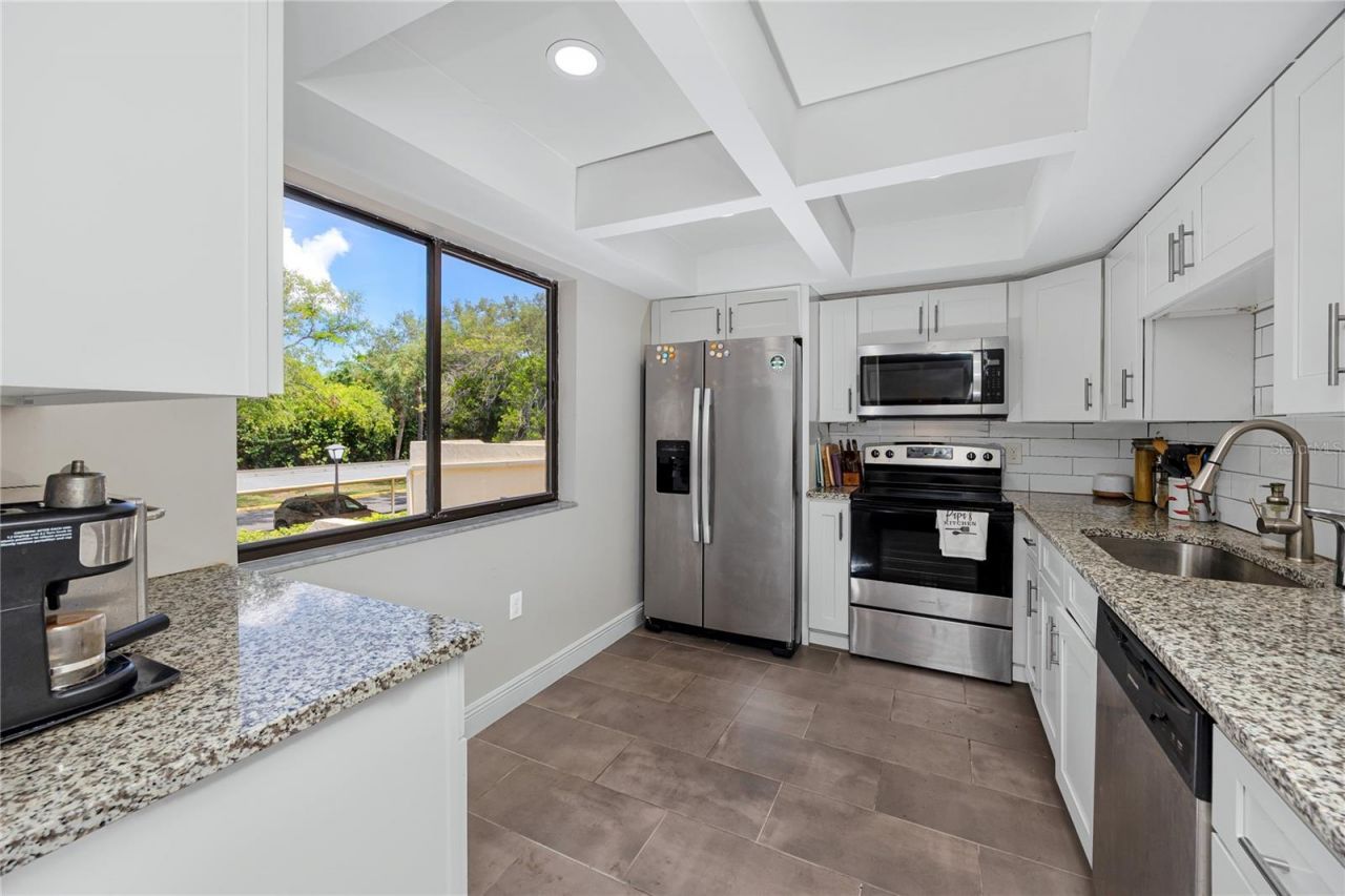 7530 Sunshine Skyway Lane S, Unit 115, Saint Petersburg, FL 33711 Photo