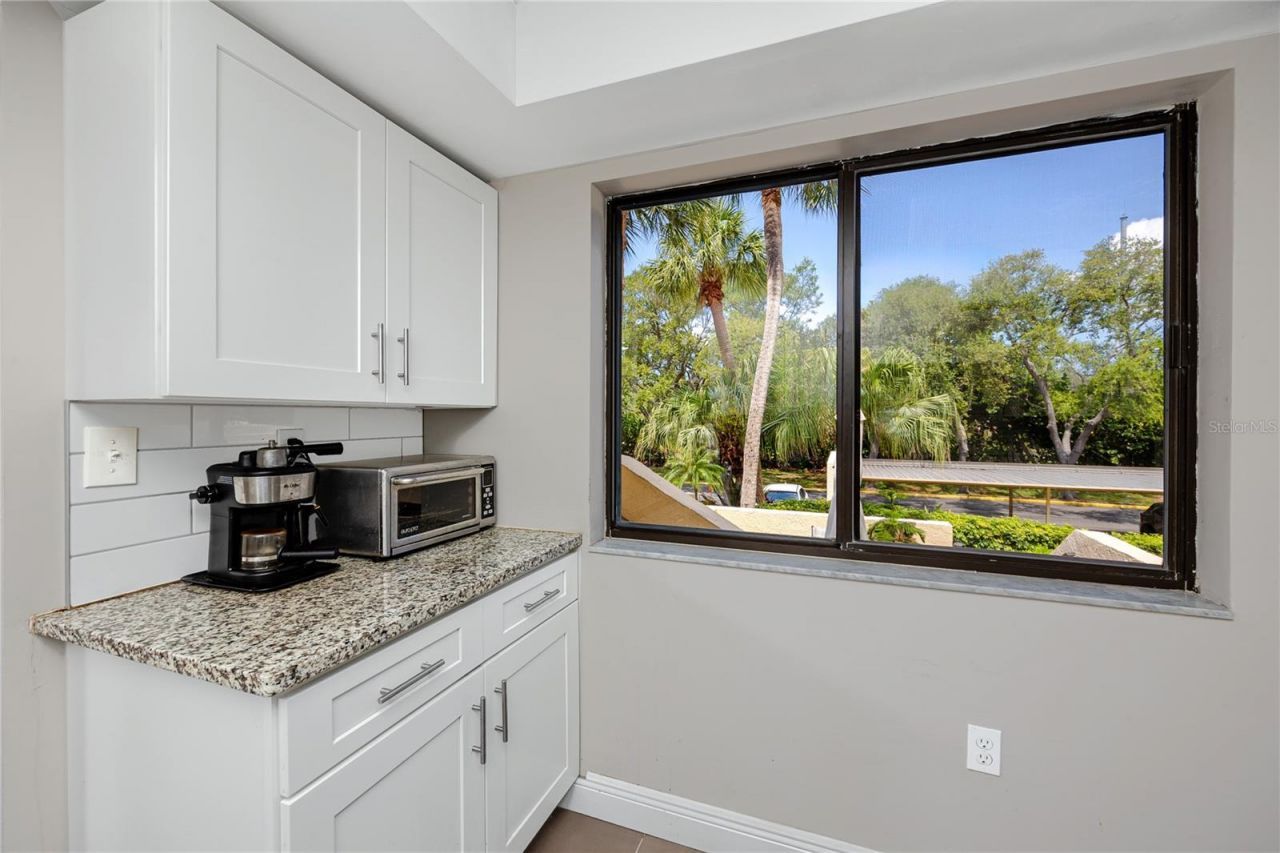7530 Sunshine Skyway Lane S, Unit 115, Saint Petersburg, FL 33711 Photo