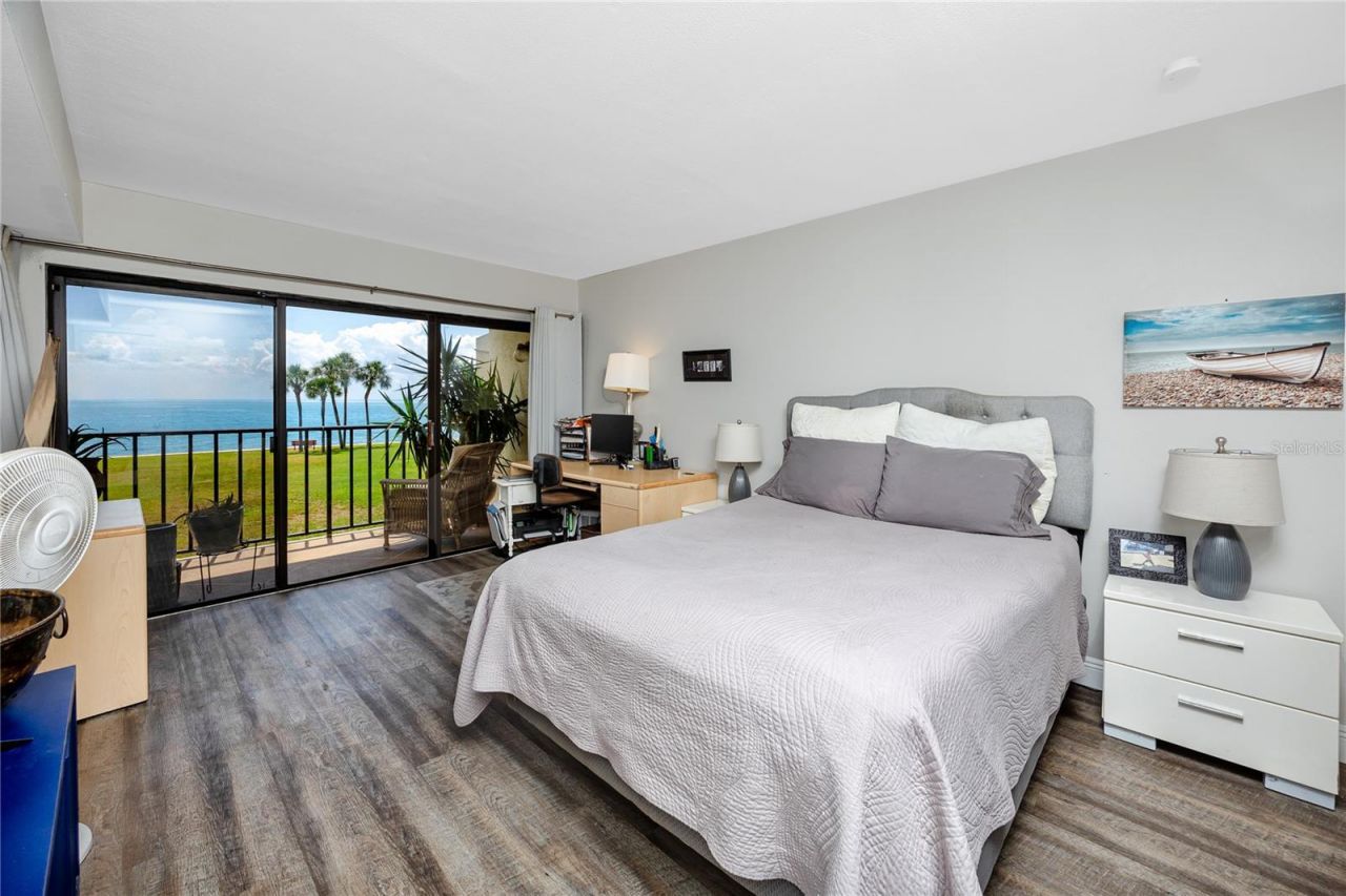 7530 Sunshine Skyway Lane S, Unit 115, Saint Petersburg, FL 33711 Photo
