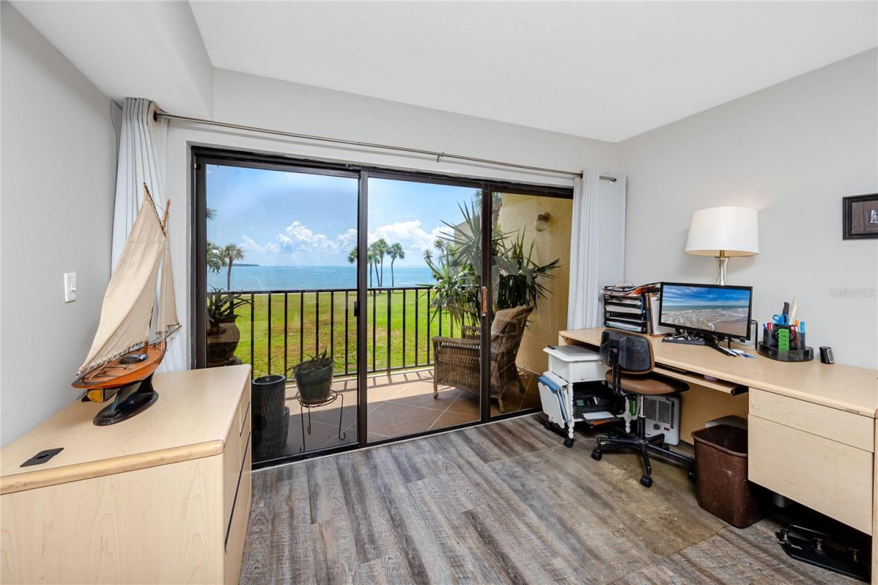 7530 Sunshine Skyway Lane S, Unit 115, Saint Petersburg, FL 33711 Photo