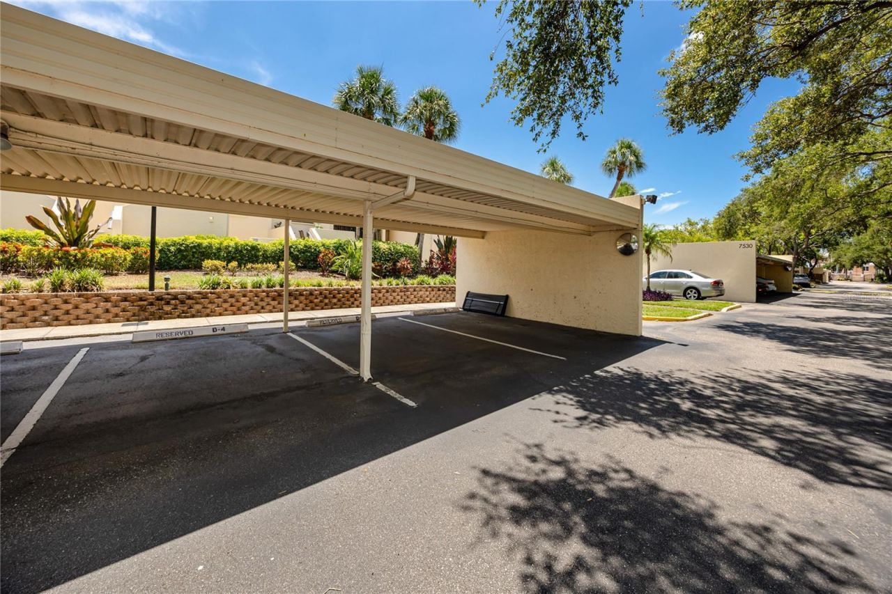 7530 Sunshine Skyway Lane S, Unit 115, Saint Petersburg, FL 33711 Photo