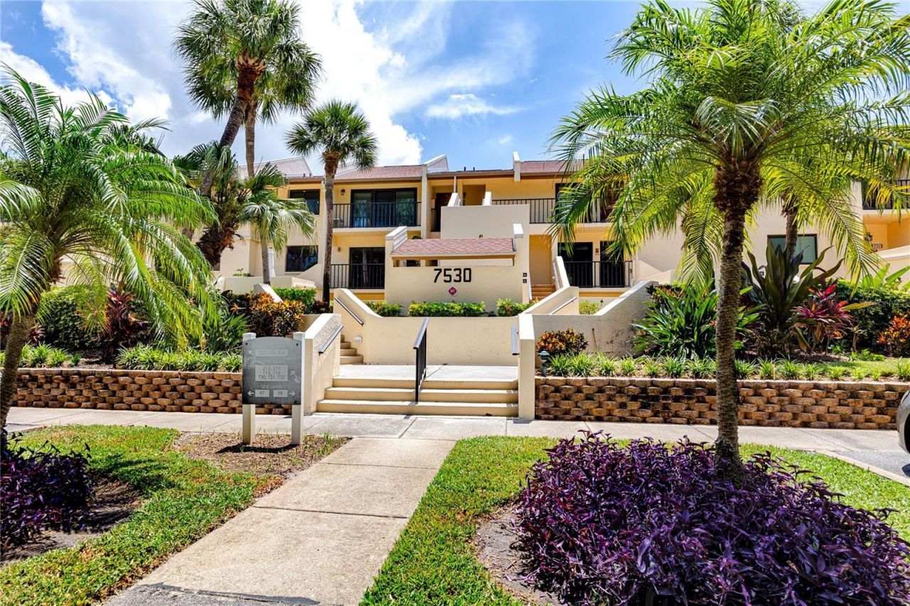 7530 Sunshine Skyway Lane S, Unit 115, Saint Petersburg, FL 33711 Photo