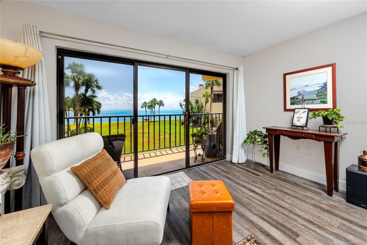 7530 Sunshine Skyway Lane S, Unit 115, Saint Petersburg, FL 33711 Photo