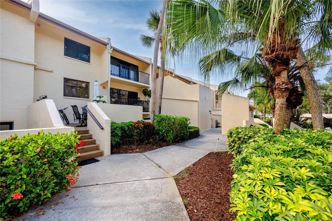 7530 Sunshine Skyway Lane S, Unit 115, Saint Petersburg, FL 33711 Photo