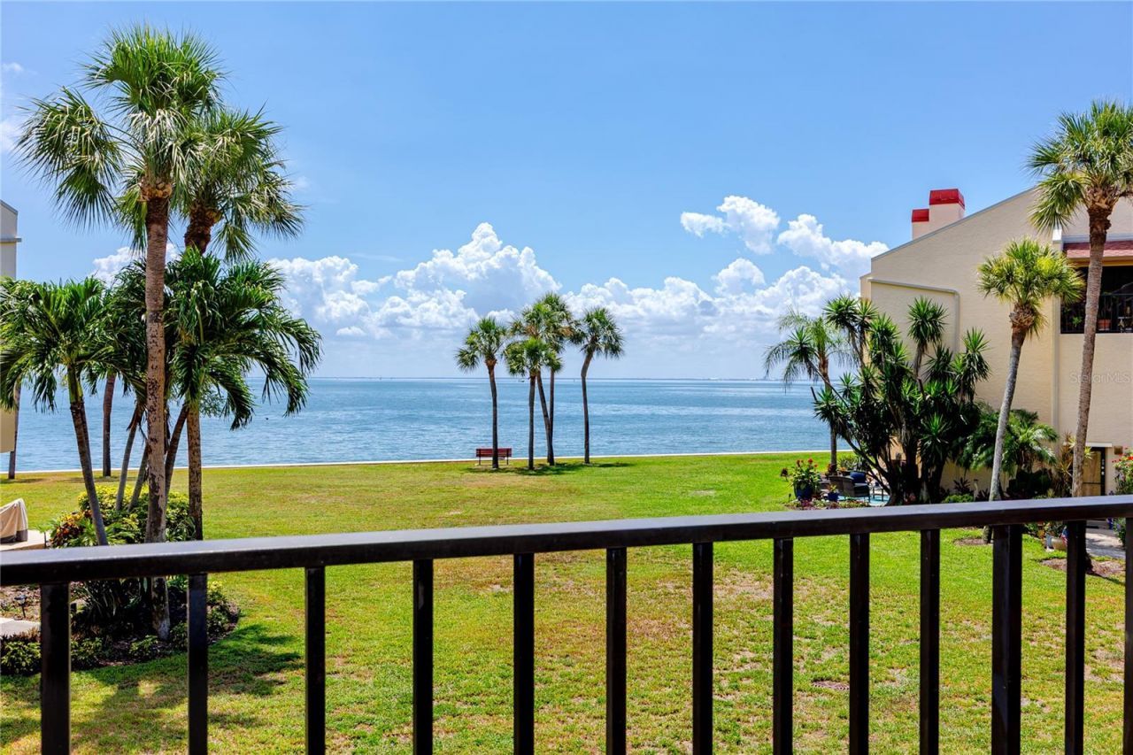 7530 Sunshine Skyway Lane S, Unit 115, Saint Petersburg, FL 33711 Photo