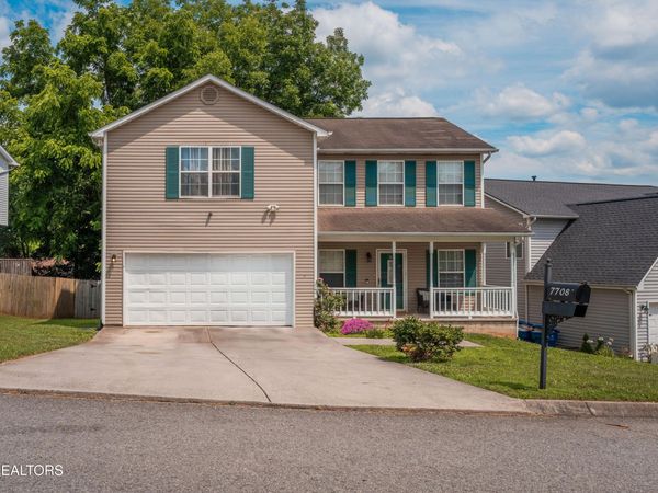 7708 Ambergate Rd, Powell, TN 37849