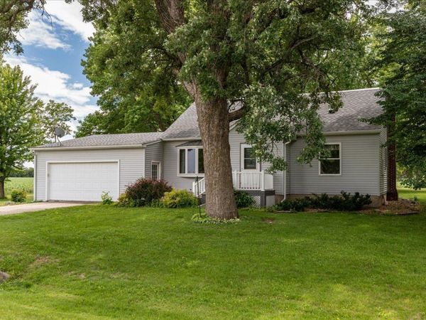 54769 270th Street, Austin, MN 55912